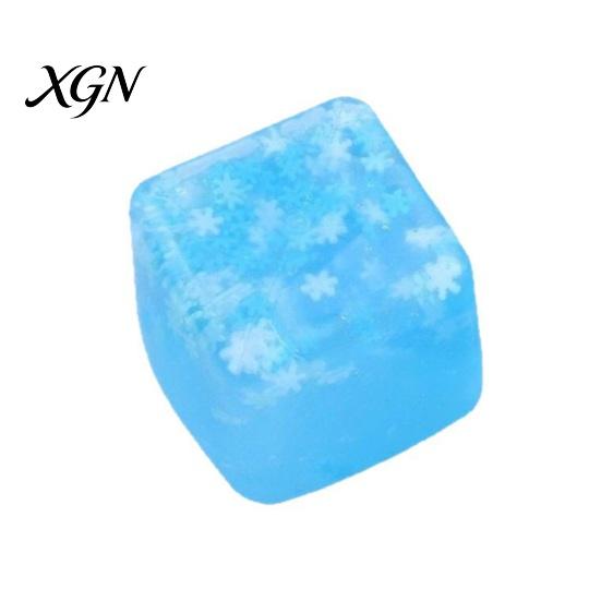 Clear Cube Toy Squeeze with Glitter Snowflake Anxiety Relief Stress Portable Reducer Sensory Soft Stretchy Ice Pinch Party