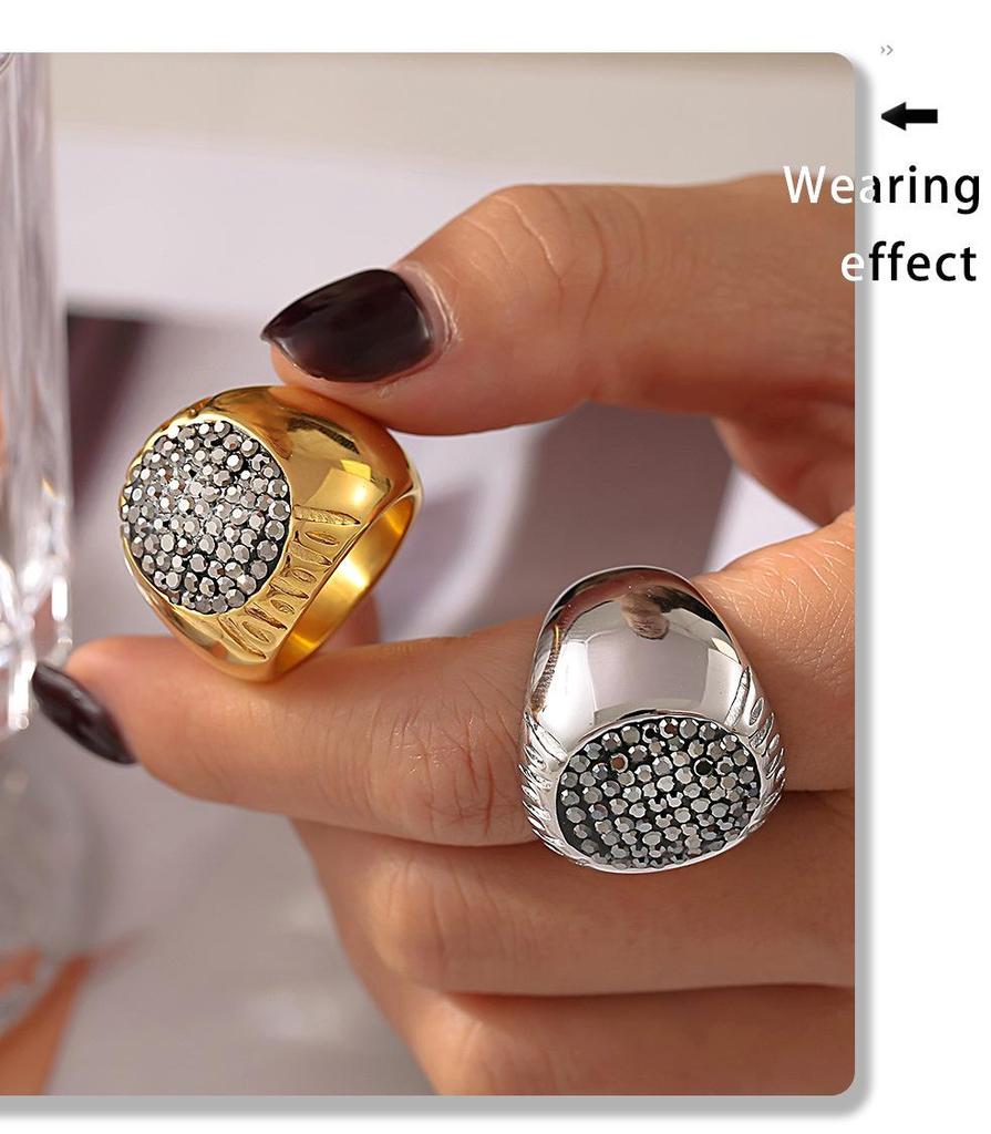 Italian Oval Rhinestone Star Ring, Retro Luxury, 18k Gold PVD Titanium Steel, Unisex