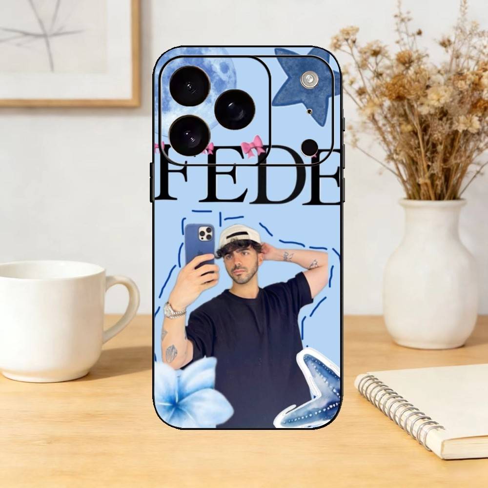 Fede V-vigevani Para Singer Phone Case For iPhone 17,16,15,14,13,12,11 Plus,Pro,Max,Mini Silicone black Soft Cover