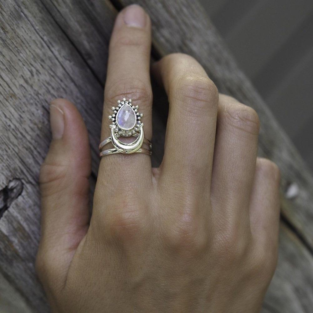 WOSIKATE Vintage Water Drop Shaped Moonstone Thai CopperRing For Women Fashion Jewelry Punk Style Hand Accessories Finger Ring
