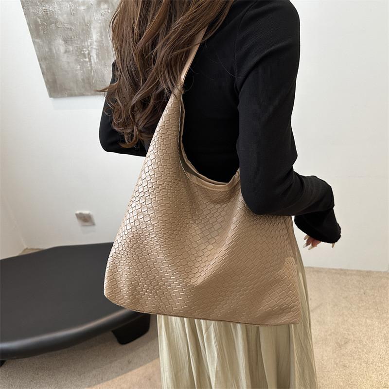 Trendy Street Style Pu Bucket Tote Bag Set Ideal For Daily Use With Magnetic Closure