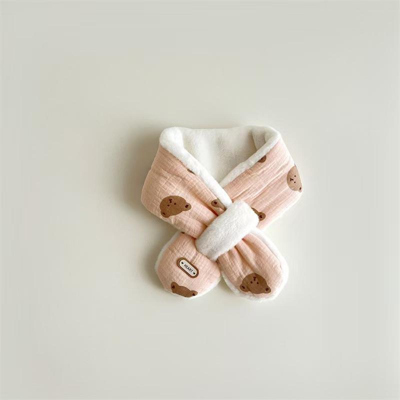 Non-Toxic Korean Bear Print Baby Scarf Winter Plush Cross Scarves For Kids Children Warm Neckerchief Scarves Baby Accessories 1-6Y