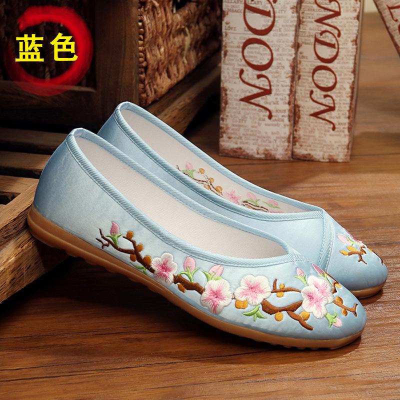 Fashion Women Summer 2025 Flat-heeled Shoe National Dance Flats Comfortable Women's Loafers 34 Women Chinese Embroidered Foral Shoes