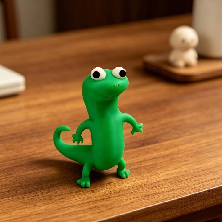 Handcrafted 3D Printed Green Lizards Ornament Funny Reptile Miniature Figurine Gift For Movie Lover And Collectors