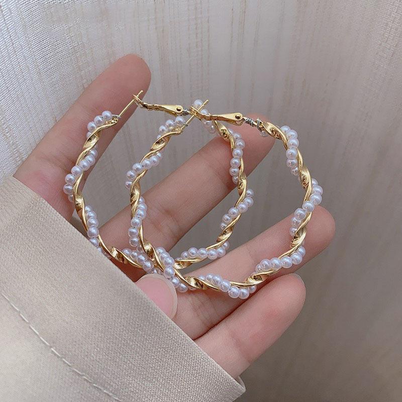 Heart Round Imitation Pearl Butterfly Leaf Tulip Flower Drop Earrings Women Wedding Geometry Jewelry Trend Creative Accessories