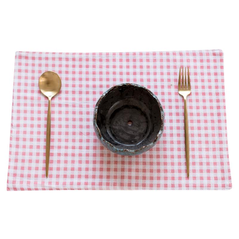 Japanese cotton and linen small plaid placemat, dining table mat, thermal insulation mat, bowl mat, fabric cover cloth, western food towel, tableware