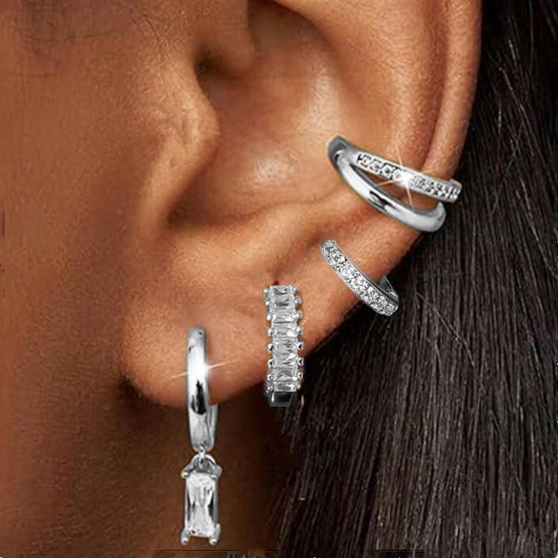 4PCS Shiny Crystal Tragus Huggie Earring Set Fashion Zircon Cartilage Hoop Earrings Helix Piercing Bulk Flower Lobe Ear Stud Lot