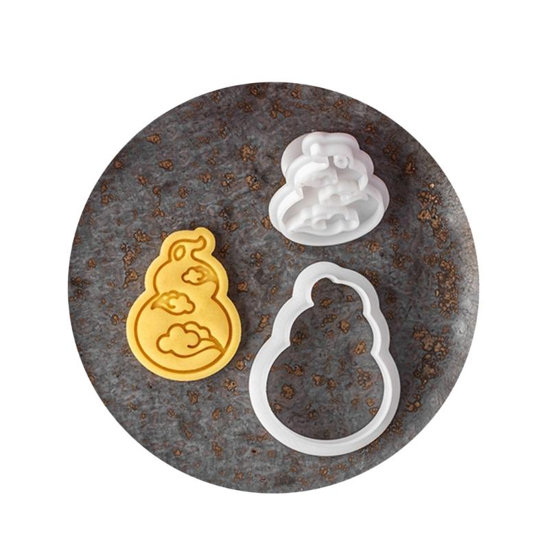 

Cartoon Cookie Mold Festive Biscuit Cutter Set Cookie Cutters Cookie Molds Plastic Material Baking Supplies for New Year