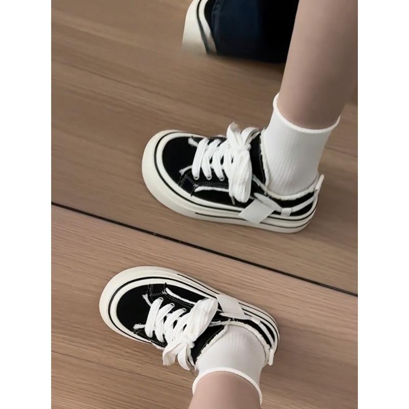 

Versatile platform low-top canvas shoes women s new casual fashion student white shoes ugly cute big head board shoes 40 чёрный