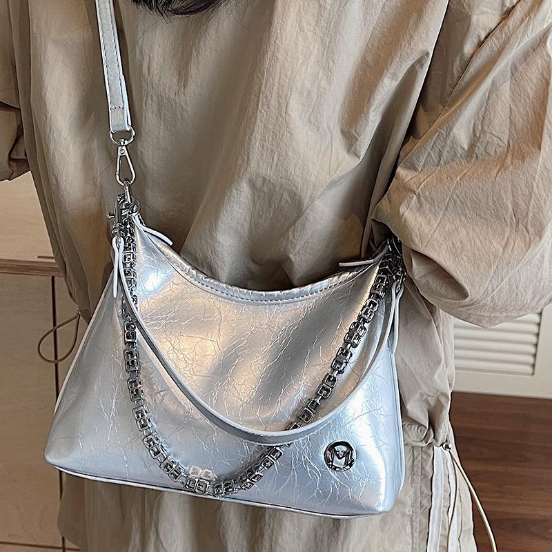 Korea Large-capacity Tote Bag Women's 2025 Summer New Niche Simple Commuting Fashion Shoulder Armpit Bag