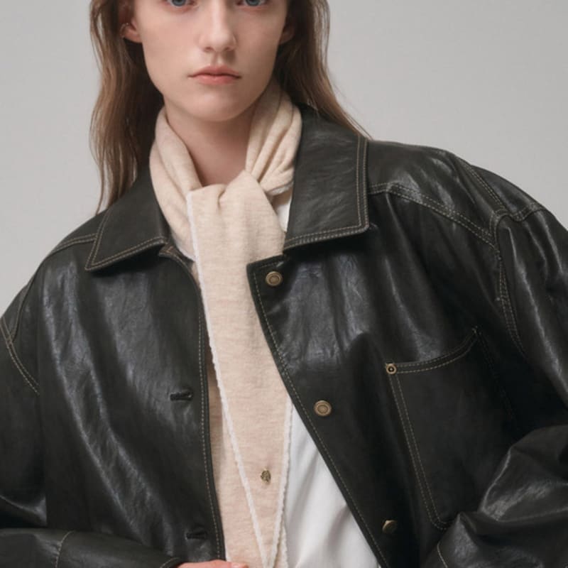 Saint Luxure 100% Wool Triangle Petite Muffler Ivory