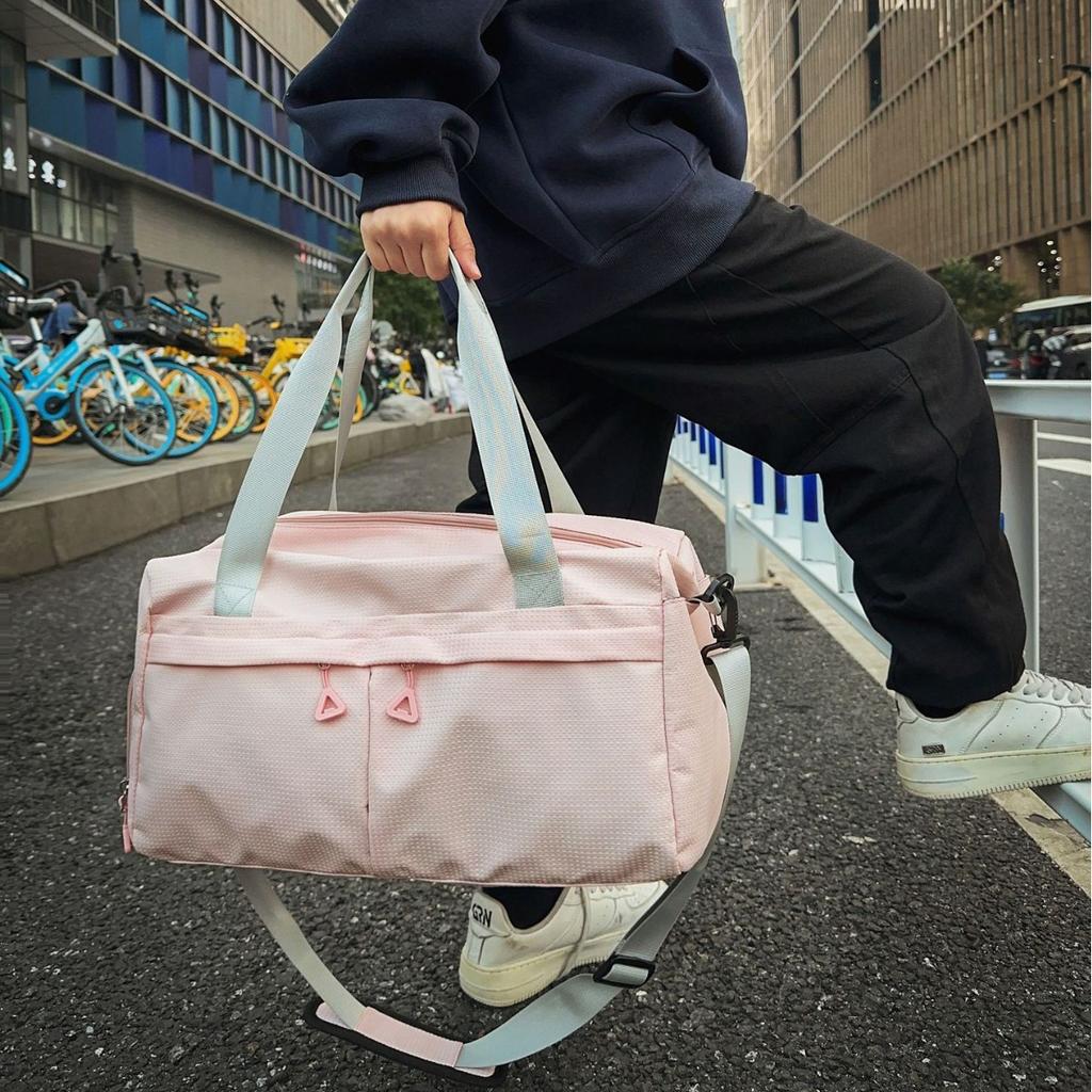 Fitness bag women's new fashionable large-capacity travel bag dry and wet separation sports bag yoga shoulder travel handbag