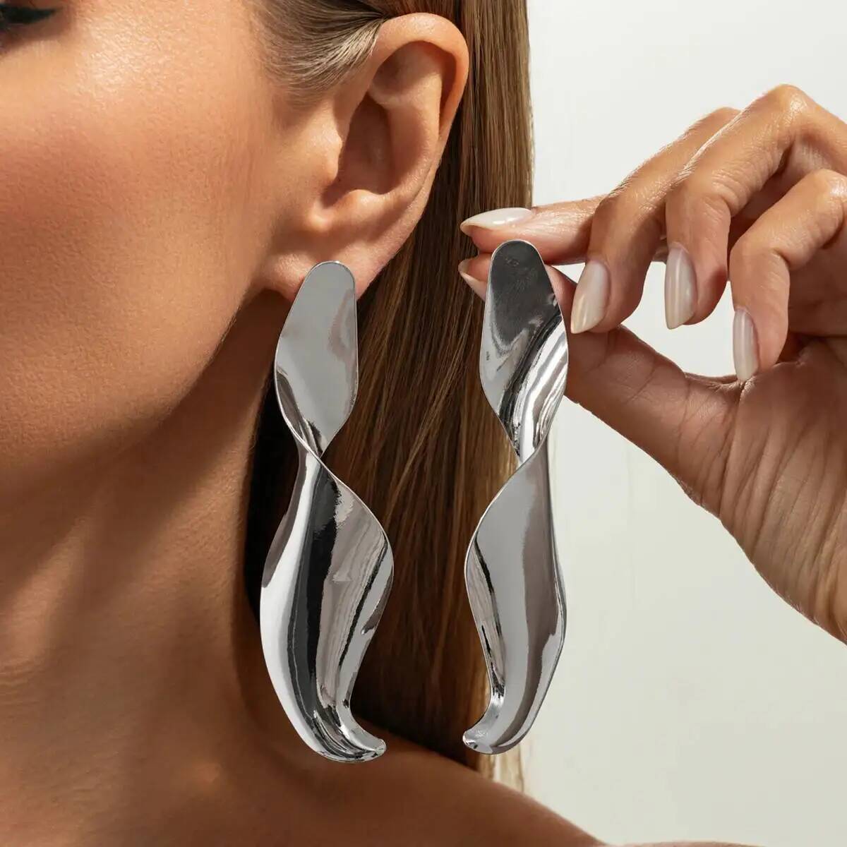 IngeSight.Z Punk Exaggeration Irregular Geometric Metal Twisted Pendant Earring Women Trendy Gold Color Drop Earring Jewelry New