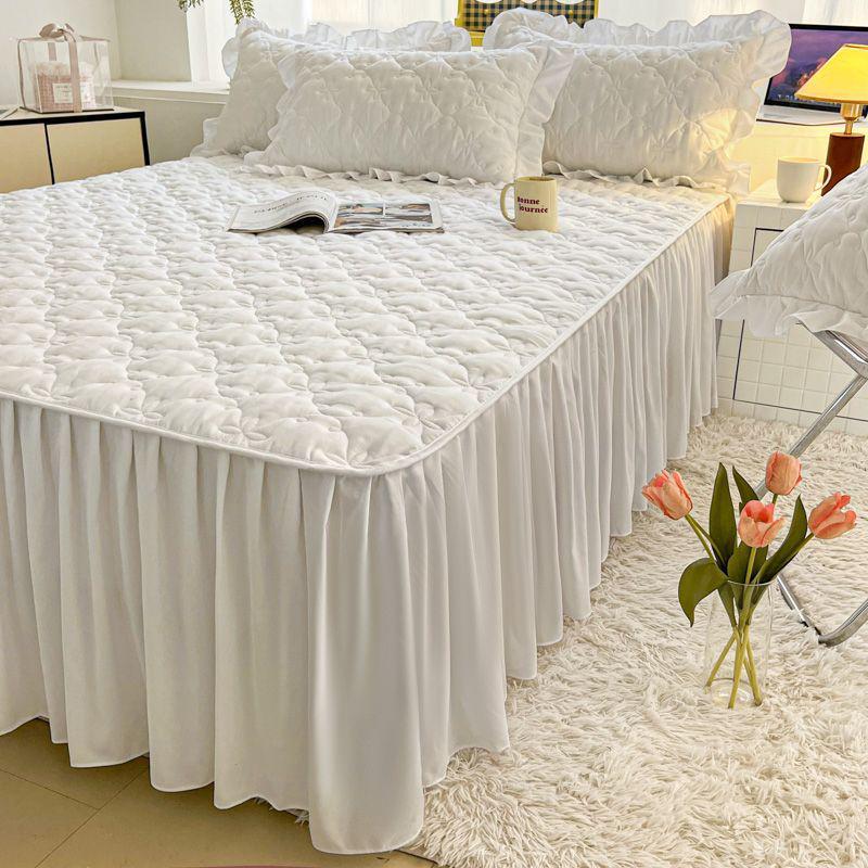 A-class Thick Quilted Bed Skirt - Winter Dustproof Non-Slip Bed Cover with Princess-Style Skirt Edge