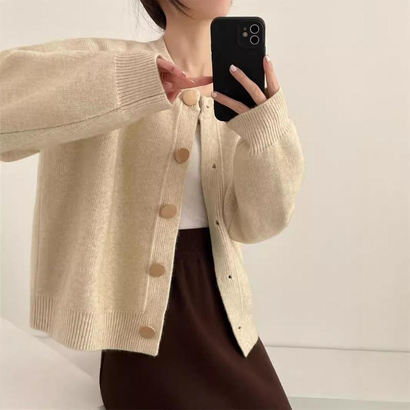Fashion casual single-breasted knitted cardigan top women's simple and versatile loose and thin sweater jacket