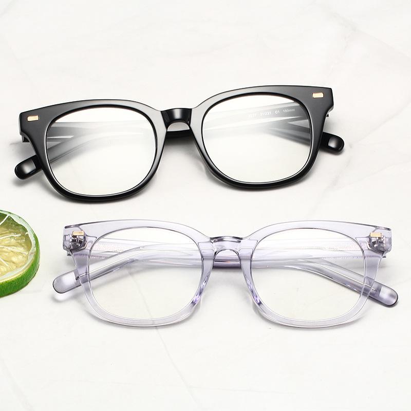 High-End Anti-Blue Light Thick Frame Glasses, Myopia-Compatible, Ultralight Browline Design.