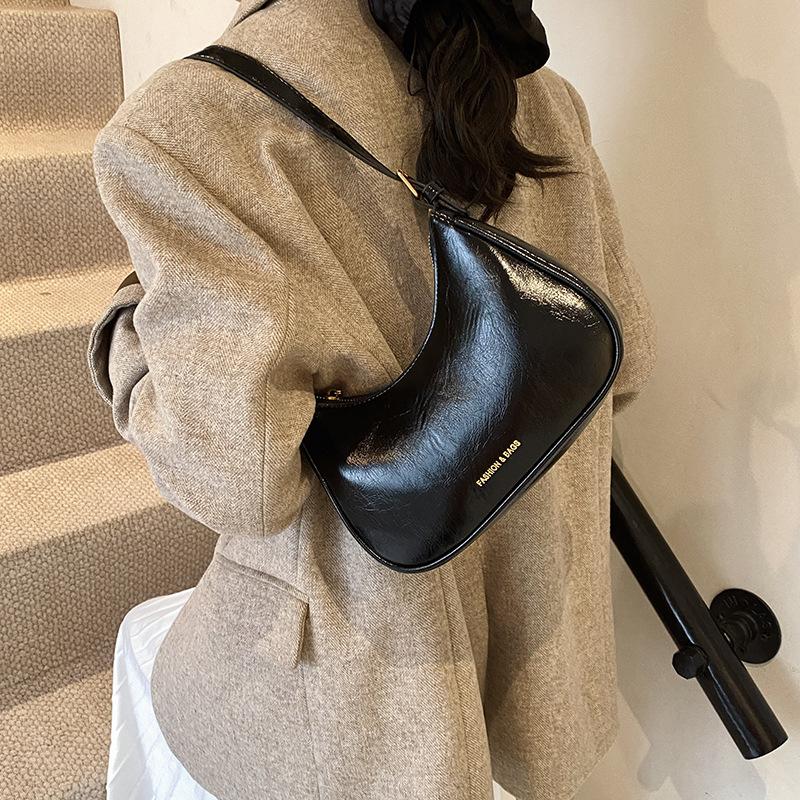 Simple Underarm Bag Texture Bag 2025 New Bag Women's Fashion Popular Shoulder Bag Baguette Dumpling Bag