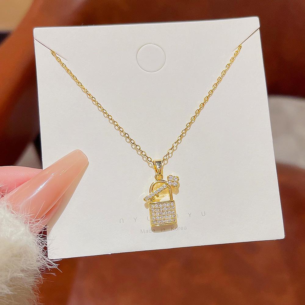 2025 Luxury Titanium-Clad Women's Summer Necklace - Non-Fading, High-End Design