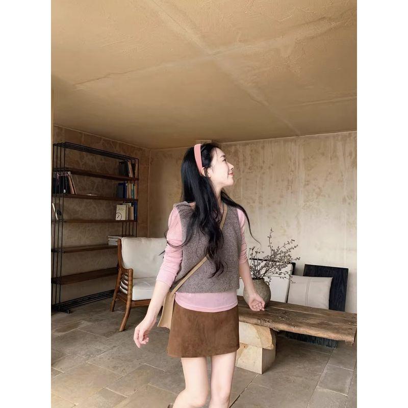 Kumikumi New Arrival Age-Reducing Round Neck Long Sleeved Fitted T-shirt Women's Autumn Bandage Dress Slimming Vest Two-Piece Vest Set