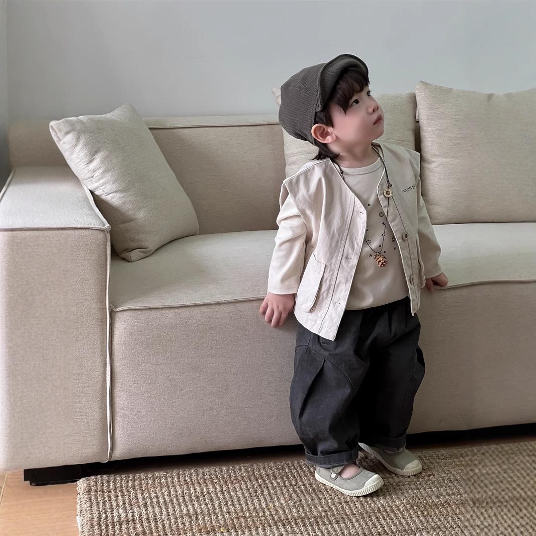 

Детский осенний наряд 2025 года в корейском стиле: Жилет, Толстовка для мальчиков и Повседневные брюки, комплект 100 CM