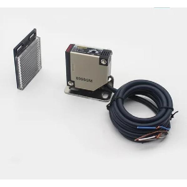 Mirror feedback infrared photoelectric switch E3JK-R4M1 12V 24V 220V 4 meters distance AC90-250V