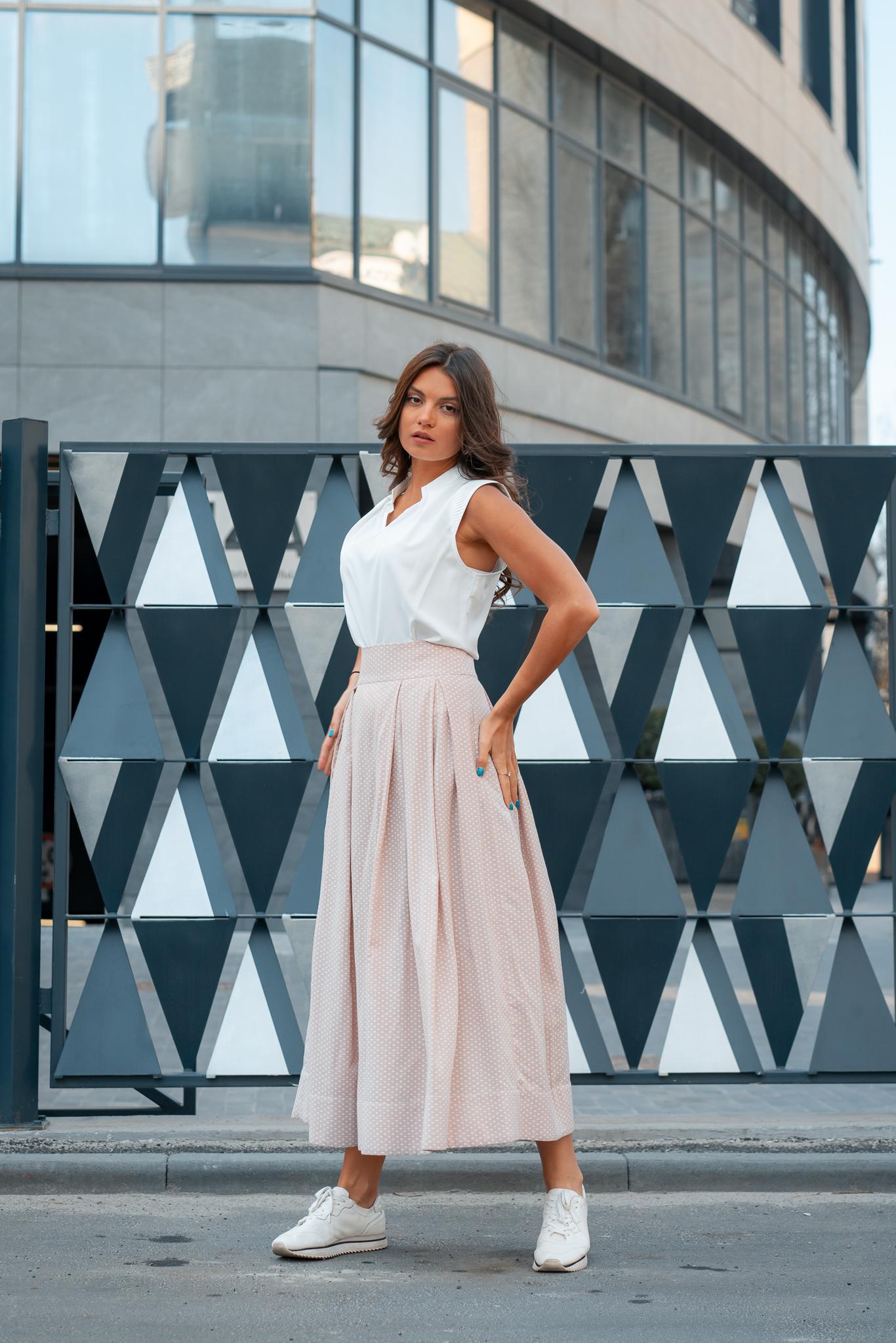 

Довга спідниця на підлогу в квадратний горох. 36 мигдалевий