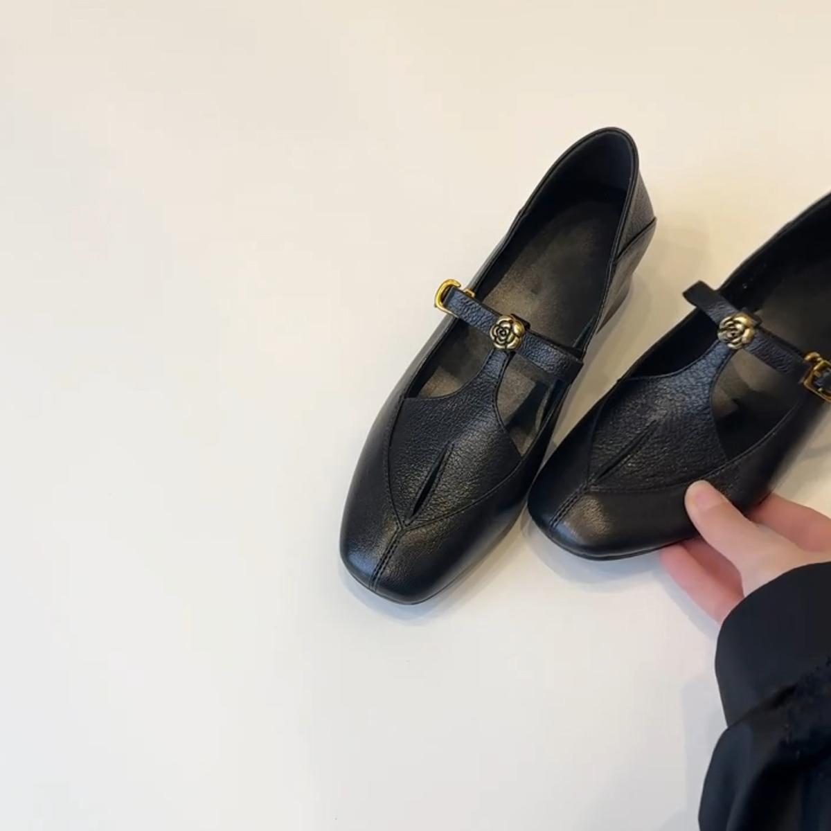 

Blue cabinet version~ French retro hollow one-word camellia single shoes with buckle women s versatile soft leather thick heel Mary Jane shoes 35 чёрный