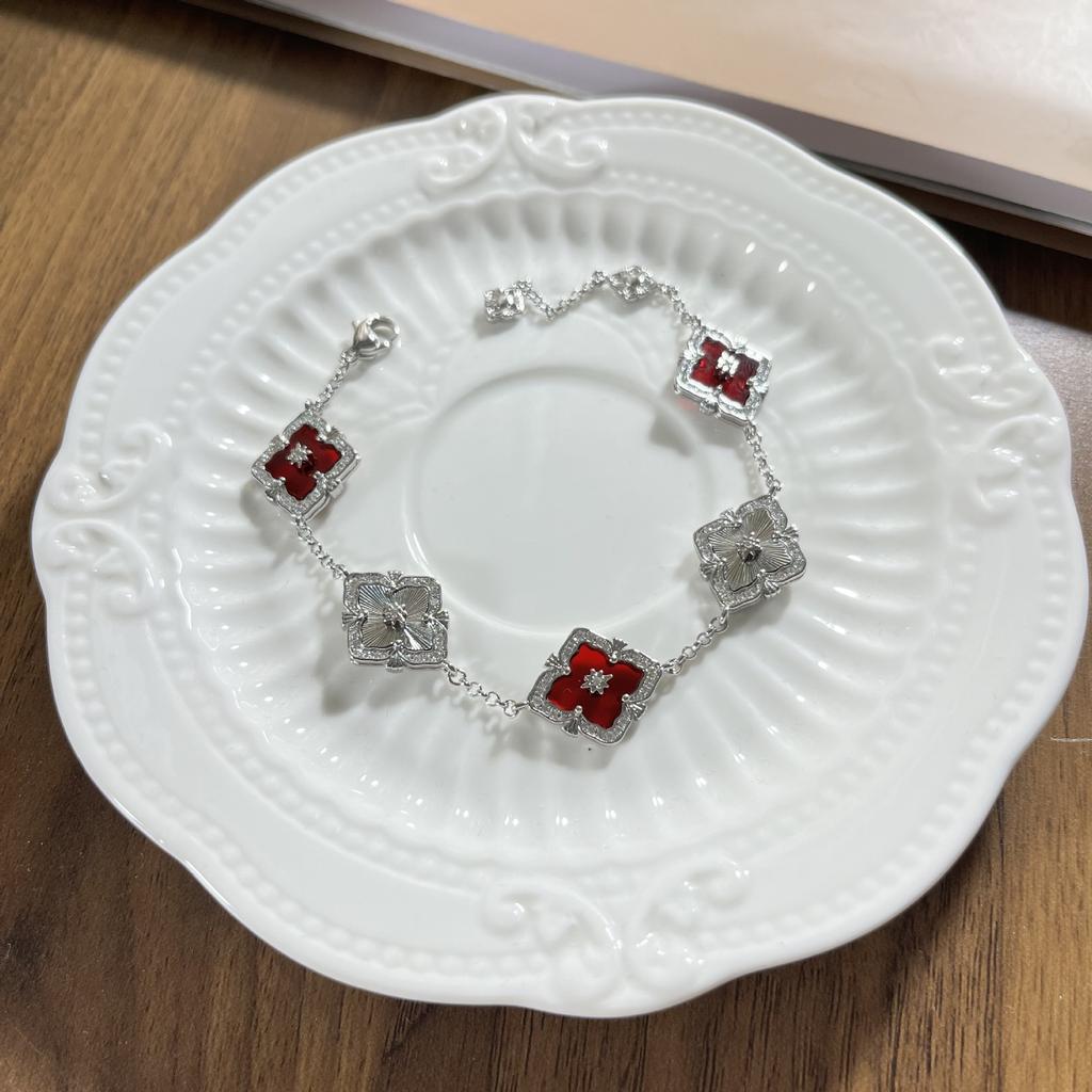 Buqi Latti Italian Brushed Craft Four-Leaf Clover Bracelet Female Natural Fritillary Room Laser Five-Flower Bracelet Jewelry