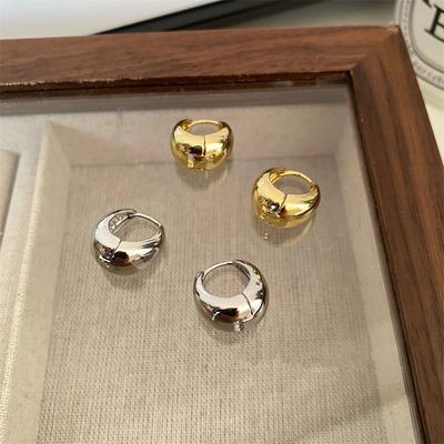 Orecchini a cerchio grossi in metallo liscio in acciaio inossidabile per donne Ragazze Moda cerchi rotondi a cerchio Orecchini di dichiarazione Gioielli punk