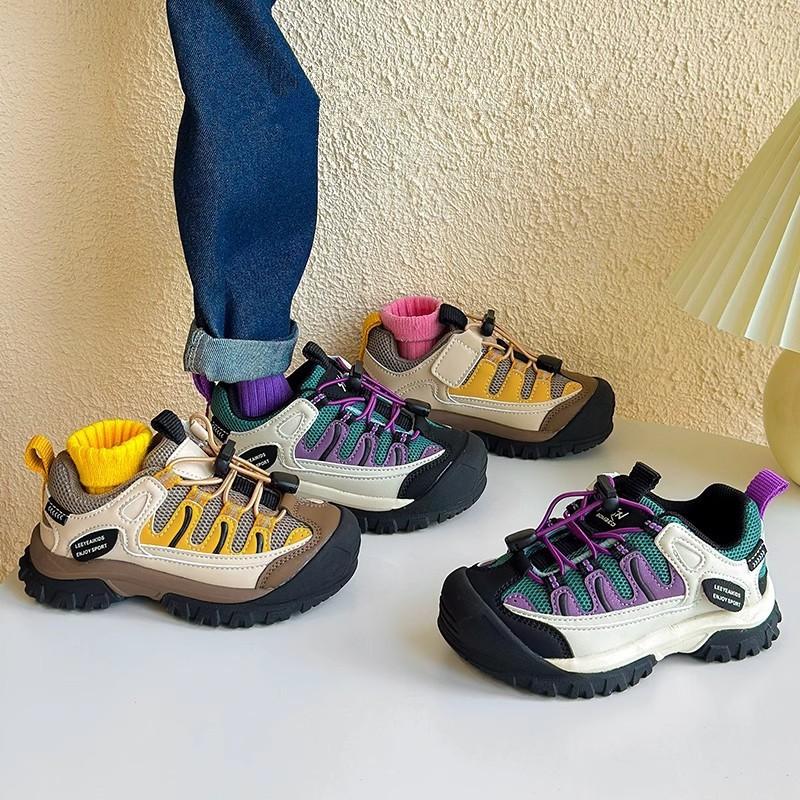 Youth Style Shoes Kids Outdoor Hiking Running Shoes Boys Girls Breathable Slip-On Sneakers With Rubber Sole