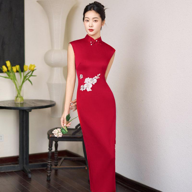 Embroidery red sleeveless new Chinese long cheongsam 1011 new women's high-end toasting clothes engagement return dress
