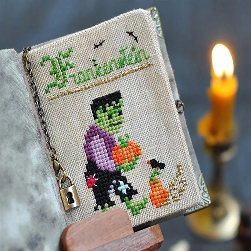 Book Of Shadows Halloween Stitch Along Kit Materiál Balení Gothic Crossing Stitched Book Halloweenská vyšívací sada pro dospělé