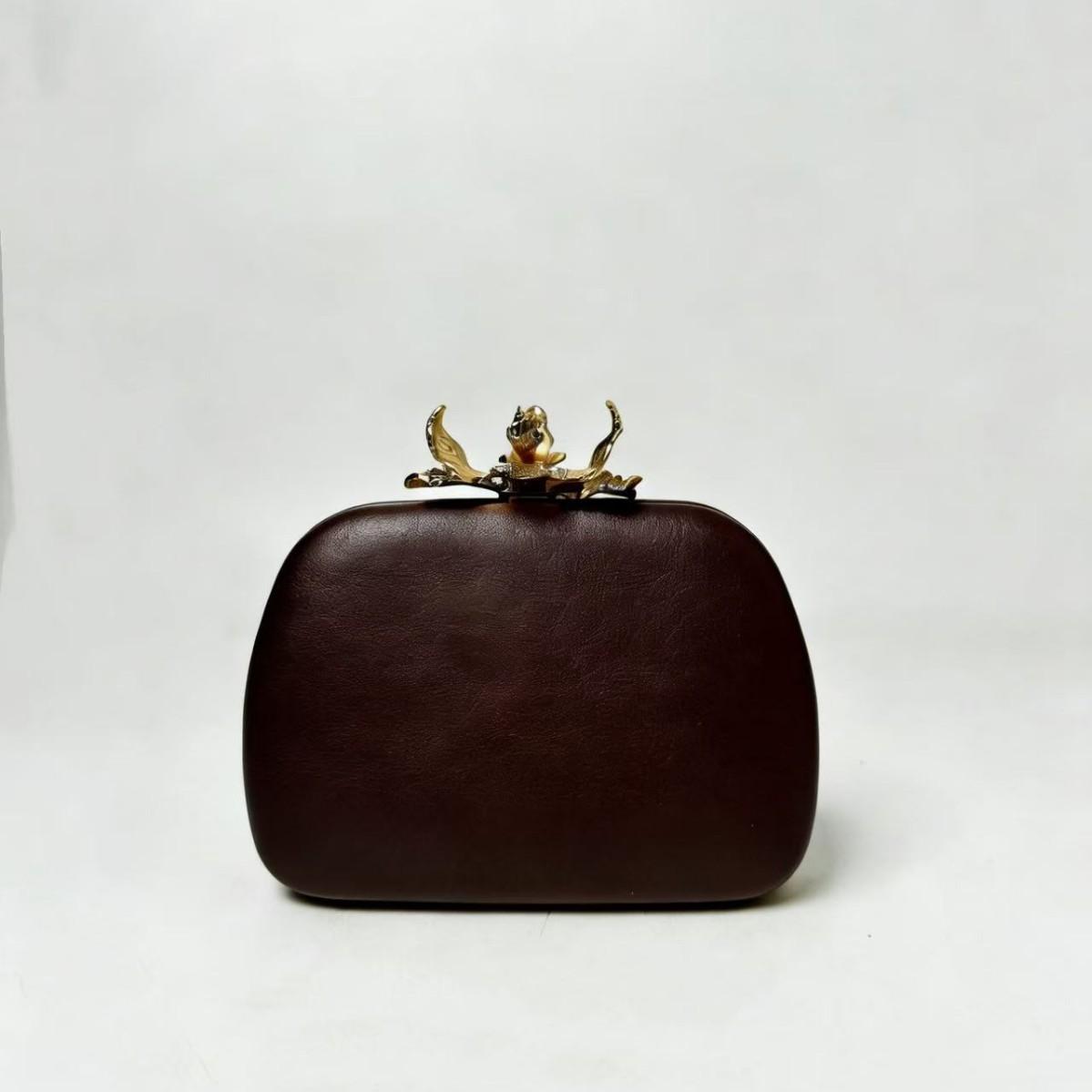 New flower head diamond dinner bag