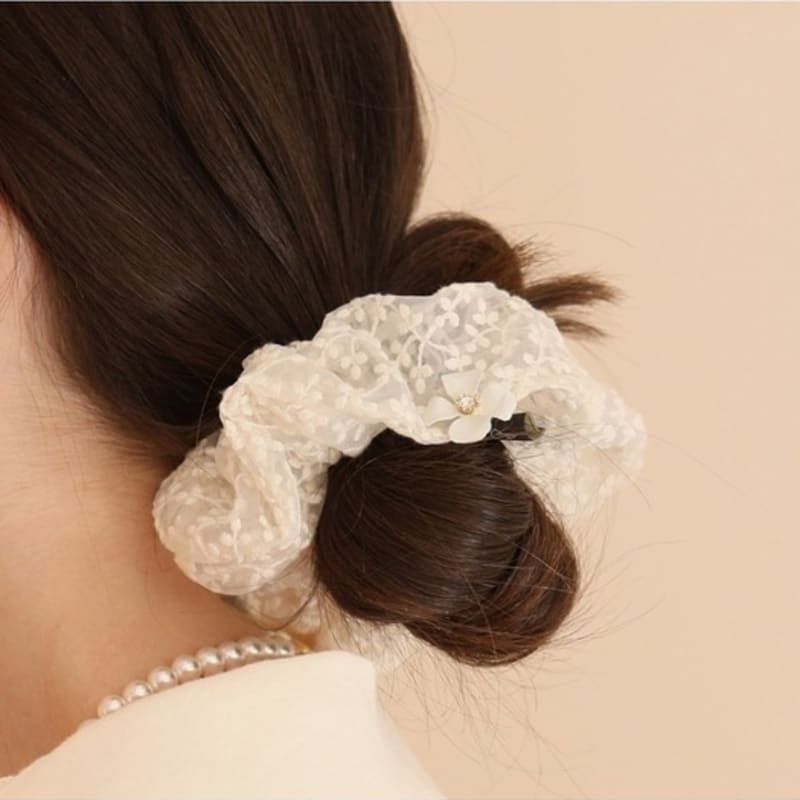 Dana Burton Gentle Lace Floral Scrunchie