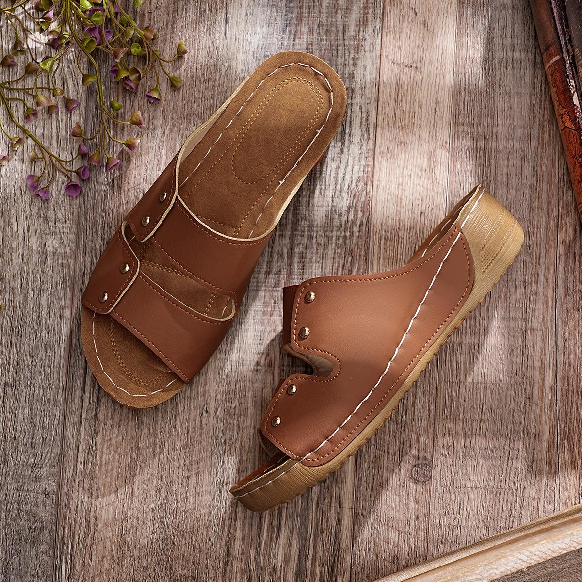 

Fashion 2025 New Women s Sandals, Open toed Women s Slippers, Fashionable and Casual Summer Rivet Comfortable Wedge Slippers 43 коричневый