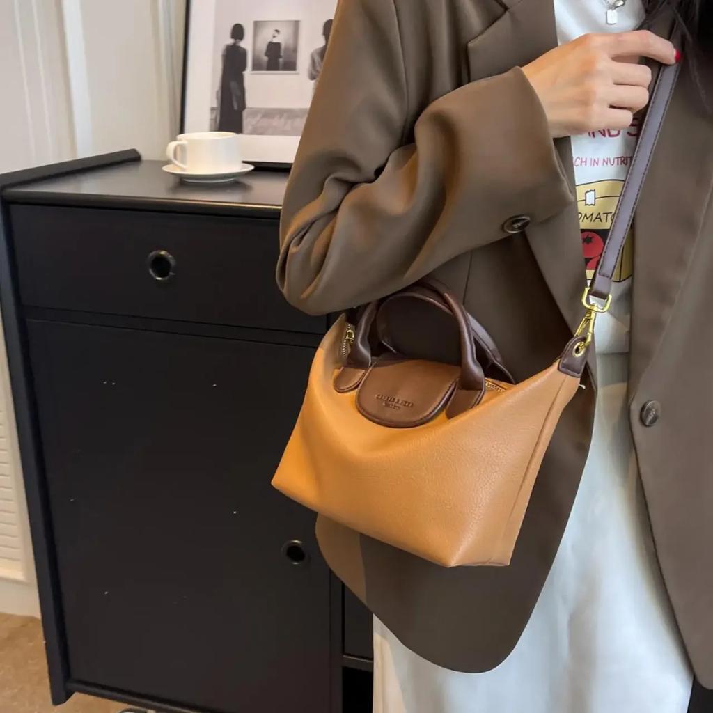 Luxury crossbody shoulder bags for girls  mini tote feminine bag  fashion nylon versatile  niche designer  casual bag  crossbody bag