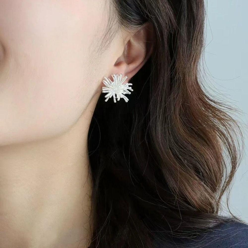 Stilvolle minimalistische Ohrstecker Leichte hypoallergene trendige Ohrringe Vintage Modeschmuck Tägliches Tragen