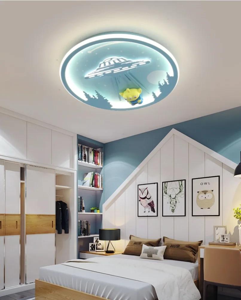 Children's bedroom ceiling light LED circular ceiling light creative fighter jet boy and girl cute airplane room decoration