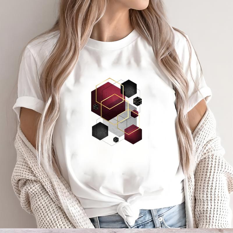 Women's Fashionable T-shirt, Cute Summer Prints, Short-sleeve Trendy Daily Wear.