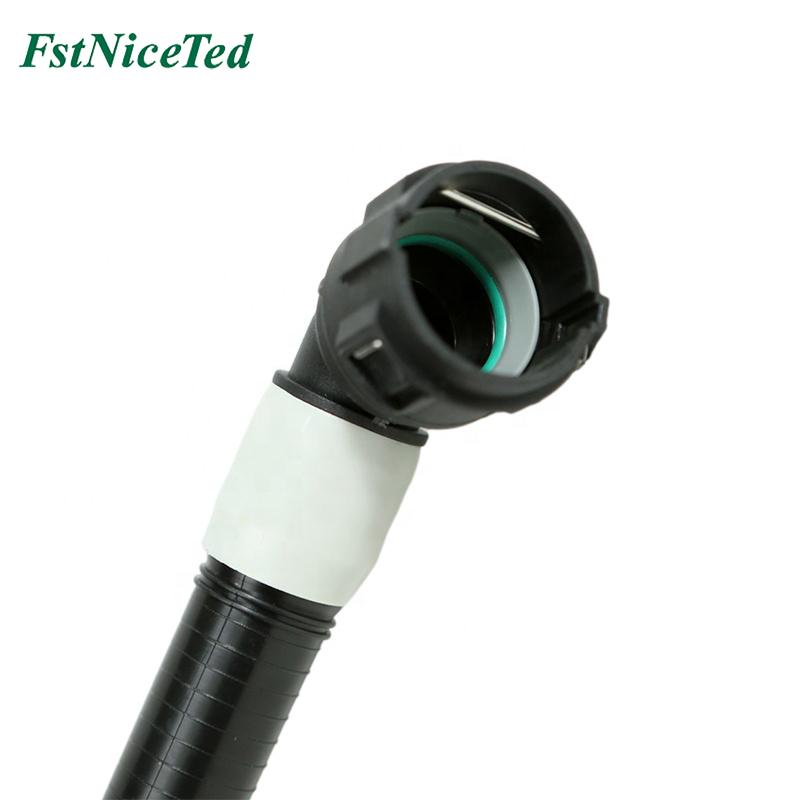 Rura wodna Odpowiednia dla: Tesla Model 3 OE: 1077597-00-D