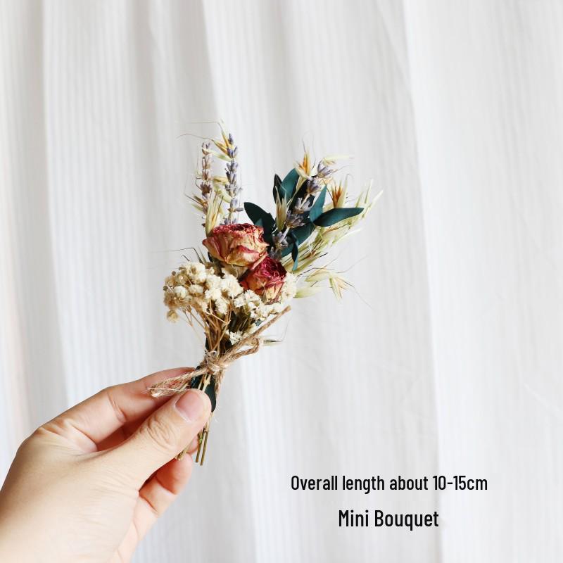 Mini Bouquet of Mixed Natural Dried Flowers: Preserved Gift Box for DIY and Decorations