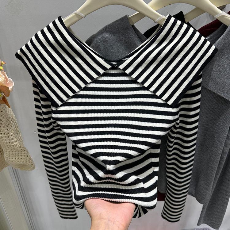 Core-spun yarn, lapel solid color knitted sweater Navy style autumn and winter thin long-sleeved sweater elegant