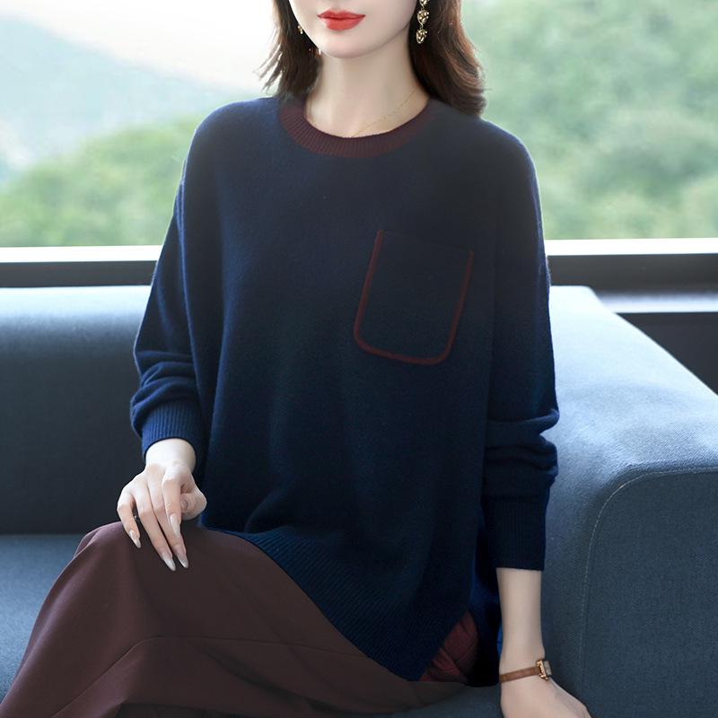 Women's Loose Pure Wool Sweater: Thickened Autumn/Winter, Round Neck, Single Pocket, Stylish Middle-Aged Mother's Knitwear.
