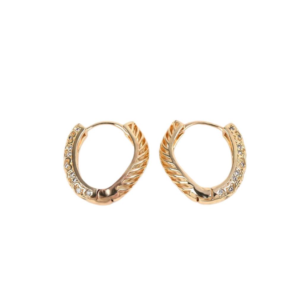 Geometric Oval Zircon Ear Cuffs: Elegant & Trendy Earrings for Women