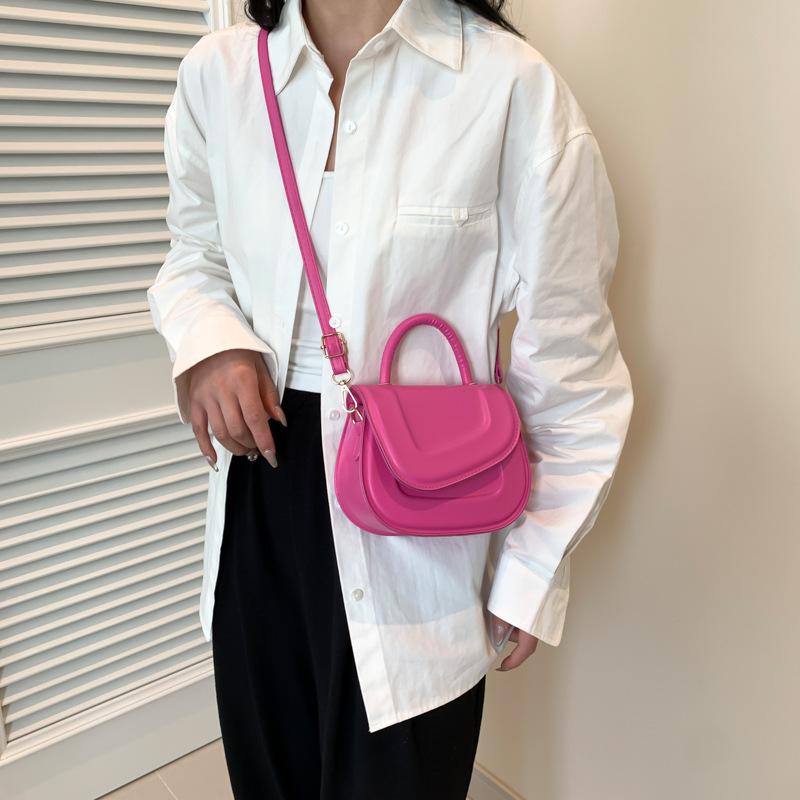 Niche Design Handbag Bag for Women In Summer New Fashionable Simple Single-shoulder Crossbody Bag High-value Small Square Bag