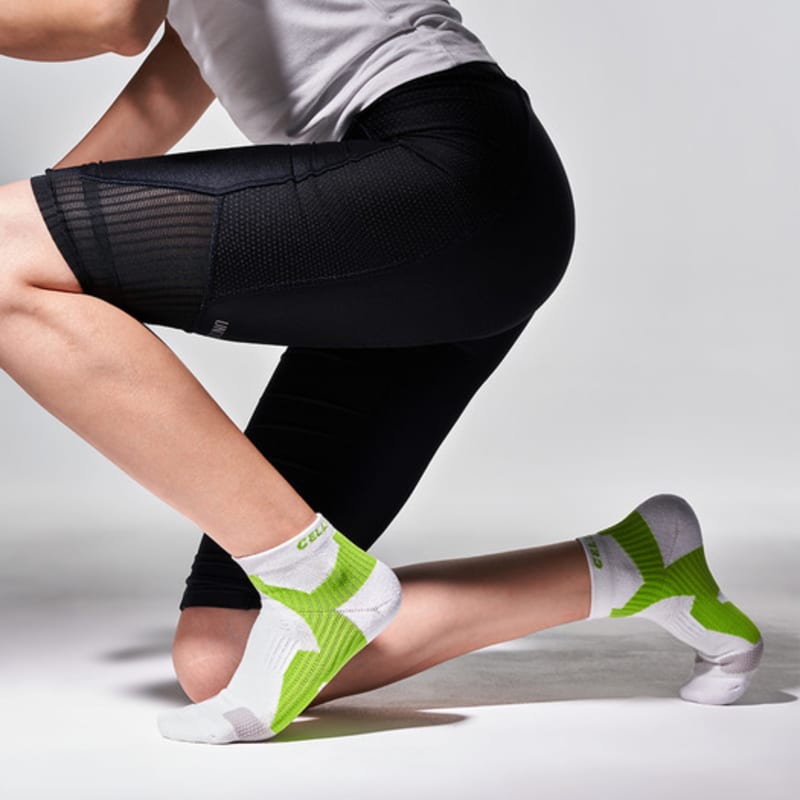 

cellverine taping short socks for women white