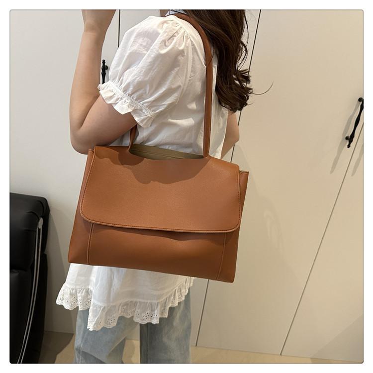 Faux Leather Tote Bag for Women Minimalist Magnetic Closure Shoulder Handbag