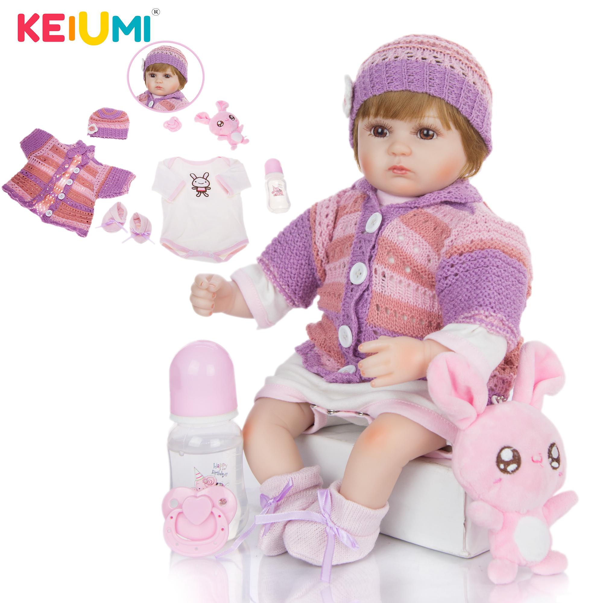 

KEIUMI Реалистичная кукла Reborn для маленьких девочек 42 см, мягкая силиконовая виниловая одежда Boneca Reborn, вязаный свитер, модные подарки на день защиты детей