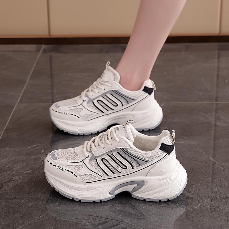 High-end dad shoes women's spring 2025 new stepping on shit soft sole showing feet small casual sports shoes women 2115