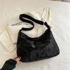 Casual Crossbody Dumpling Bag Summer Fashion Popular Shoulder Bag Large Capacity Commuter Tote Bag